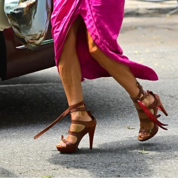 Vivienne Westwood Gladiator Brandy/Rosso Sex And The City High Heels - Picture 3 of 9